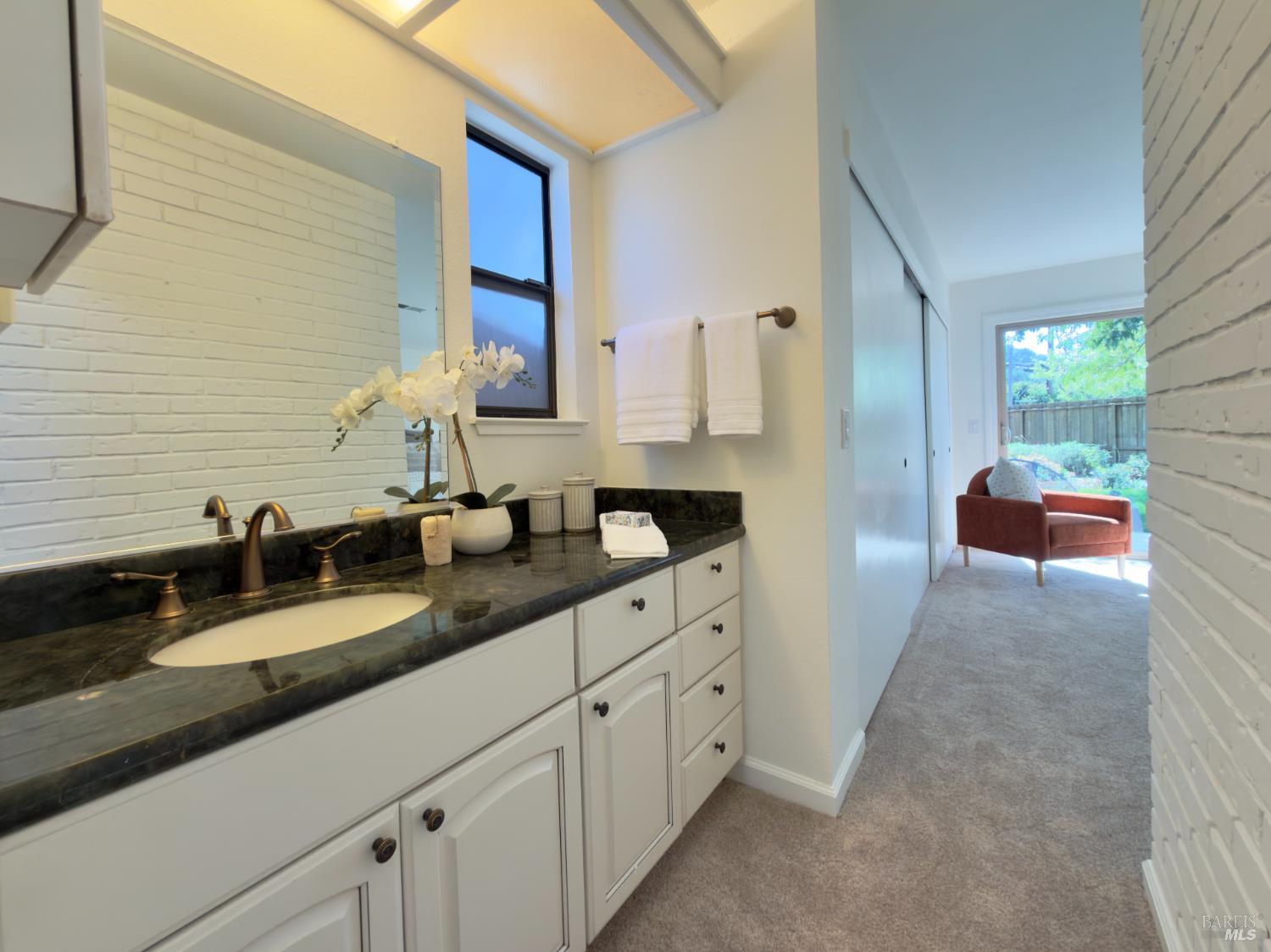 3436 Meadowbrook Court Napa CA 94558