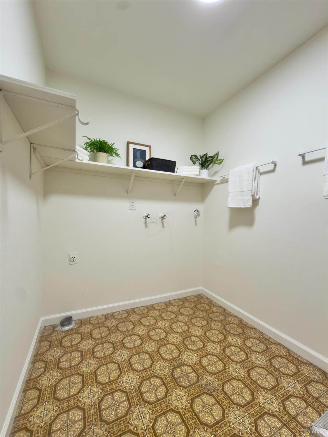3436 Meadowbrook Court Napa CA 94558