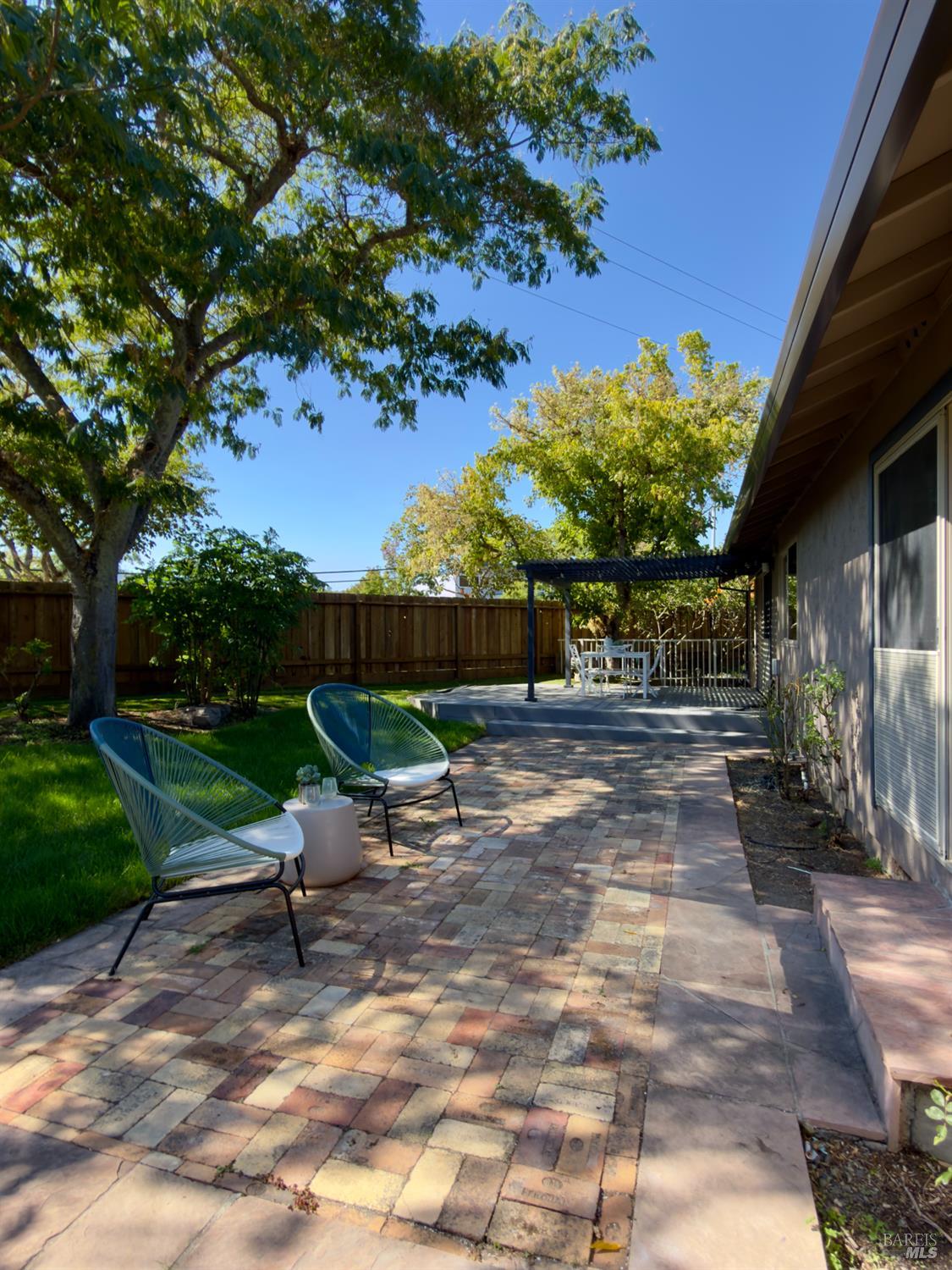 3436 Meadowbrook Court Napa CA 94558