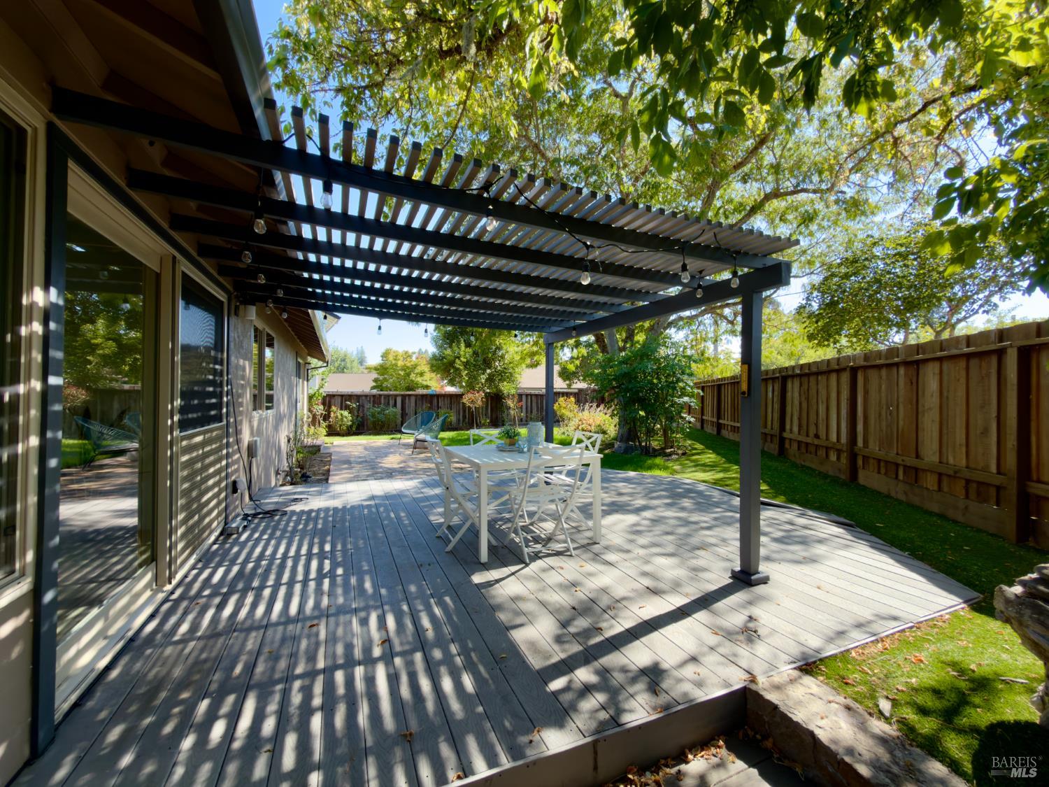 3436 Meadowbrook Court Napa CA 94558