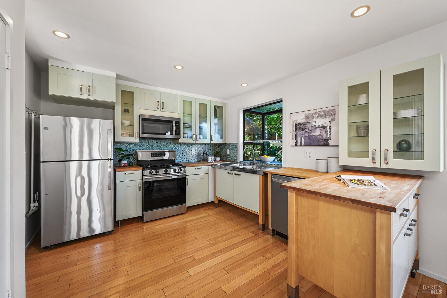 37 Manzanita Road Fairfax CA 94930