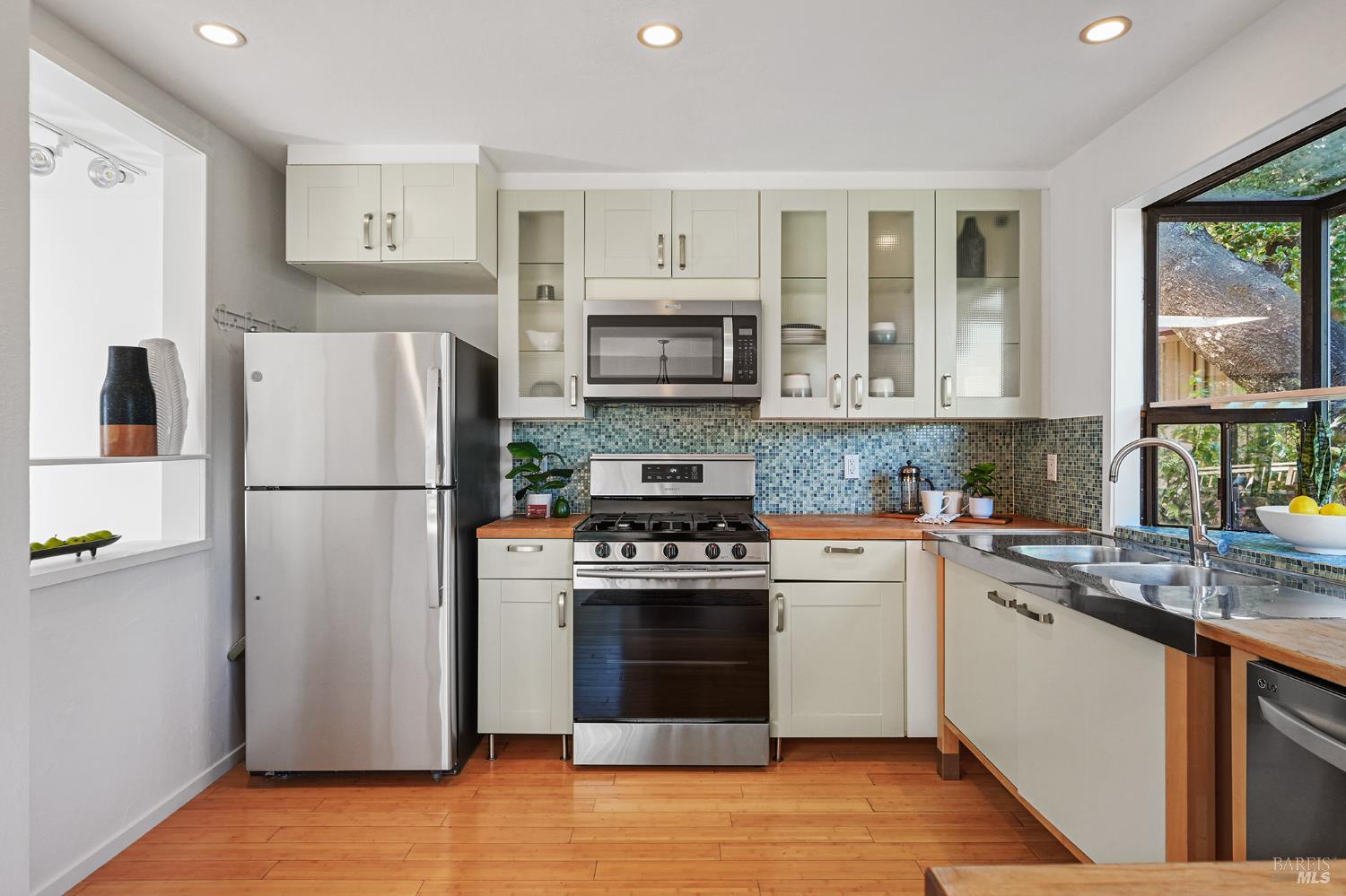 37 Manzanita Road Fairfax CA 94930