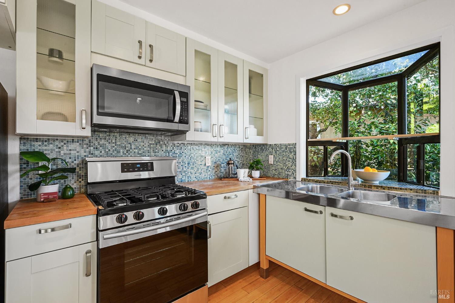 37 Manzanita Road Fairfax CA 94930