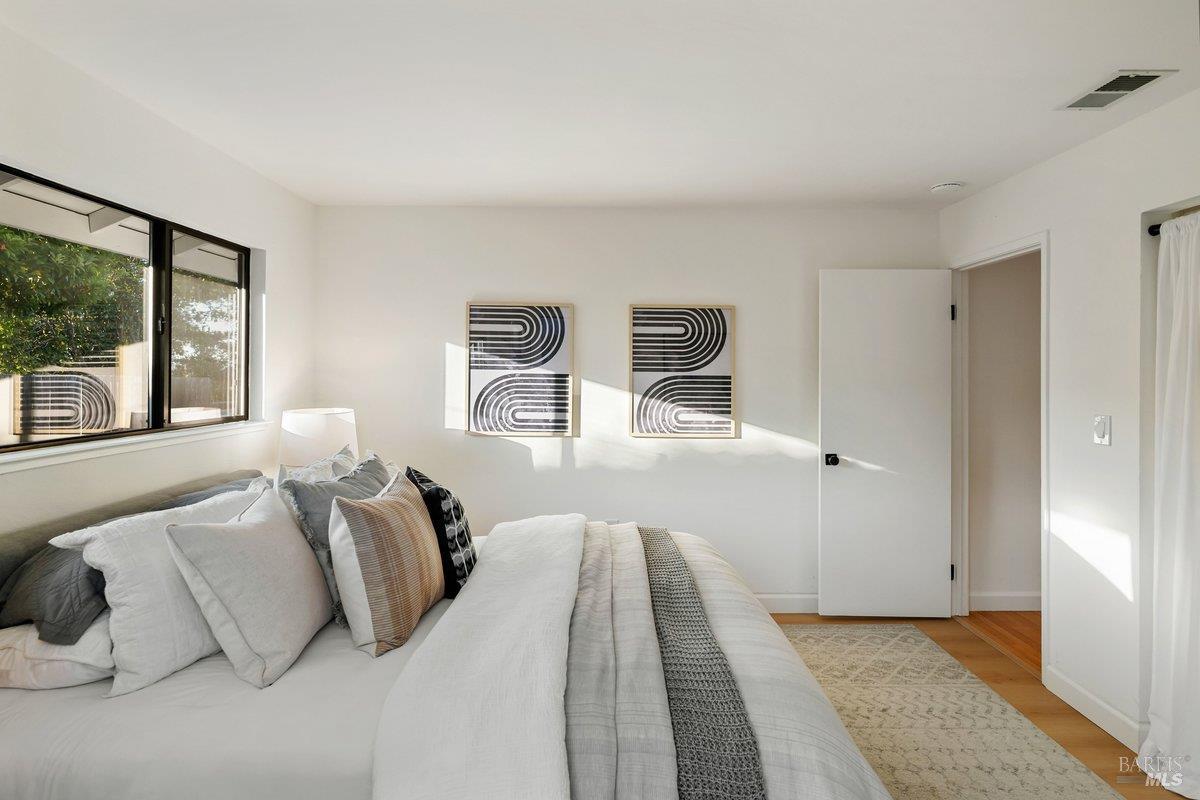 81 Drakewood Lane Novato CA 94947