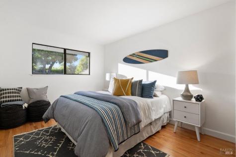 81 Drakewood Lane Novato CA 94947