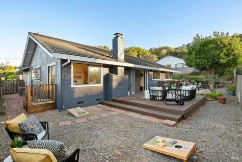 81 Drakewood Lane Novato CA 94947