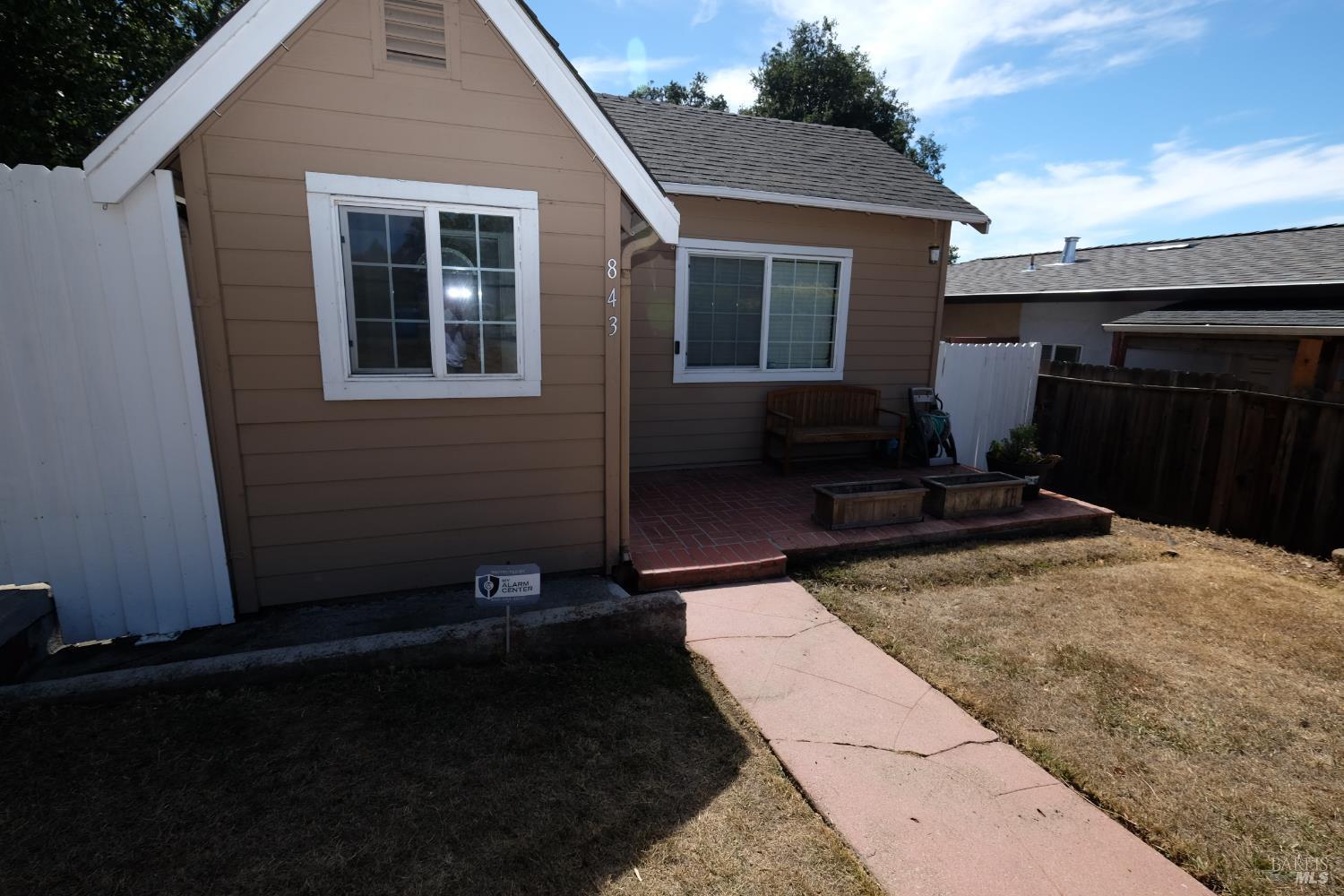 843 Benicia Road Vallejo CA 94590