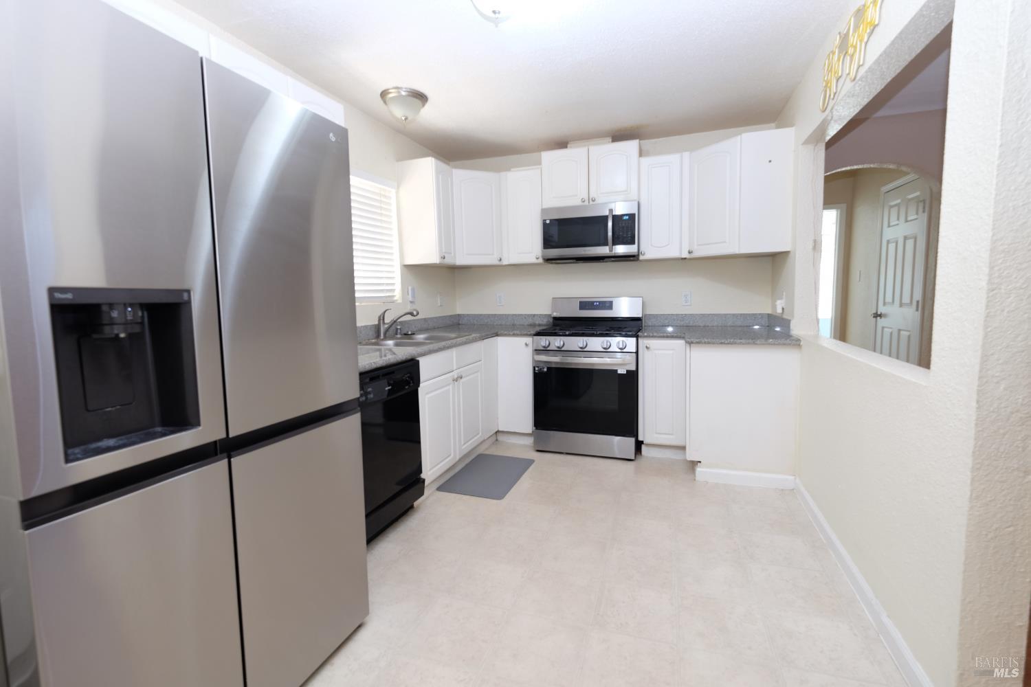 843 Benicia Road Vallejo CA 94590