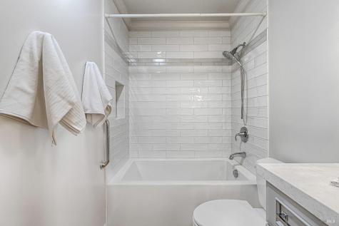 8862 Oak Trail Place Santa Rosa CA 95409