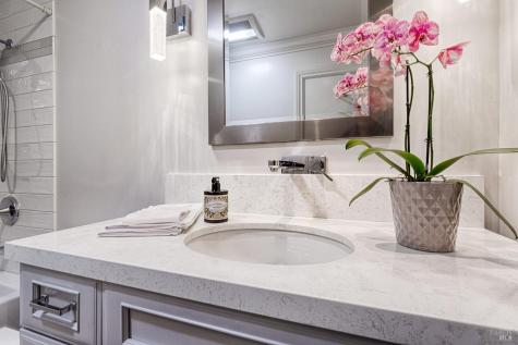 8862 Oak Trail Place Santa Rosa CA 95409