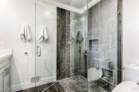 8862 Oak Trail Place Santa Rosa CA 95409