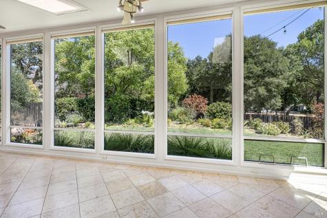 8862 Oak Trail Place Santa Rosa CA 95409