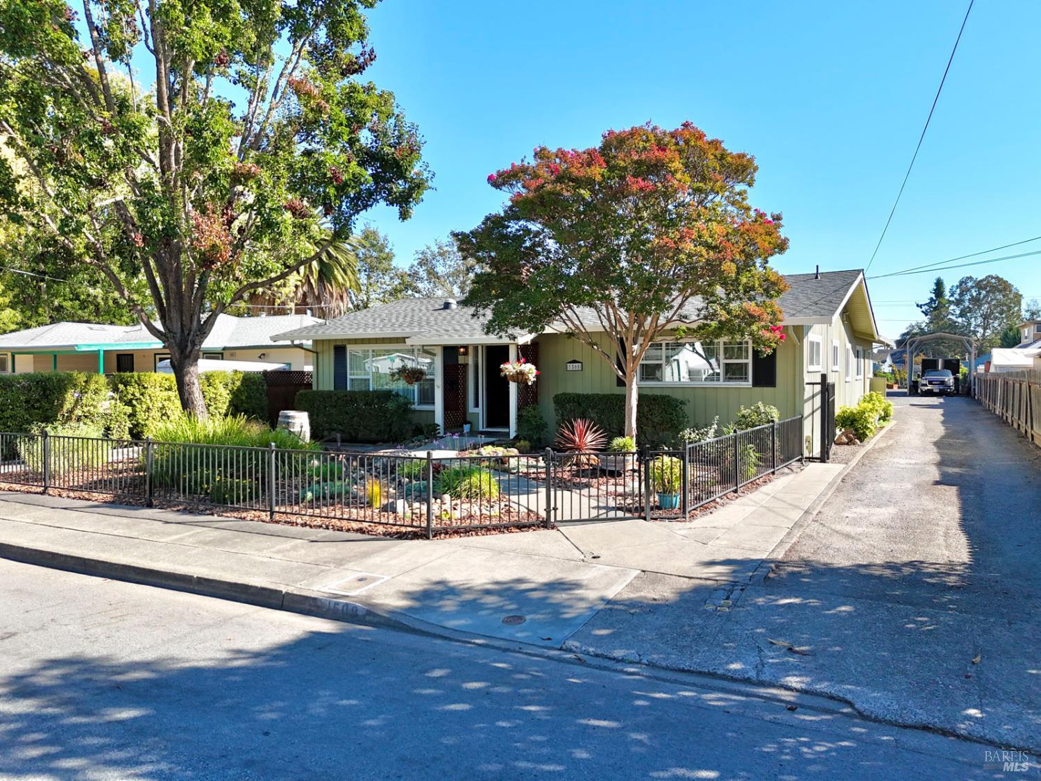 1508 Gloria Drive Santa Rosa CA 95407