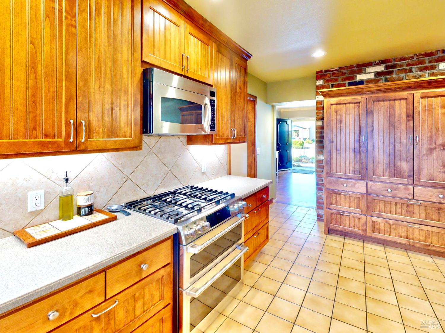 1508 Gloria Drive Santa Rosa CA 95407
