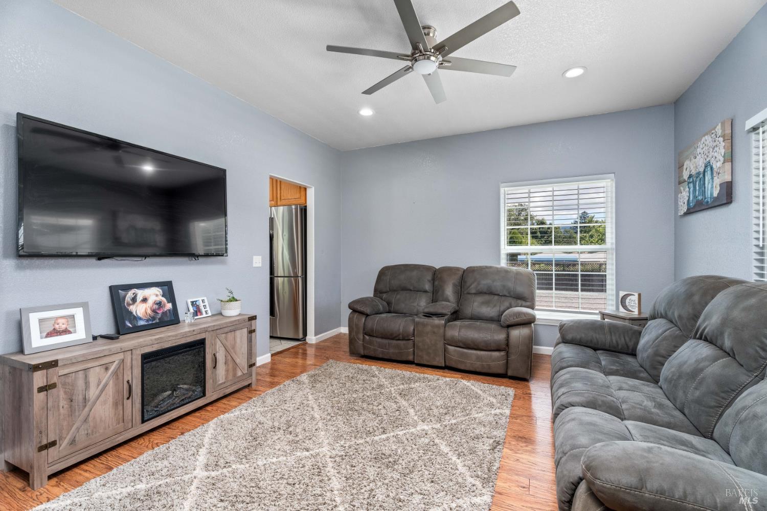 160 Gobalet Lane Ukiah CA 95482