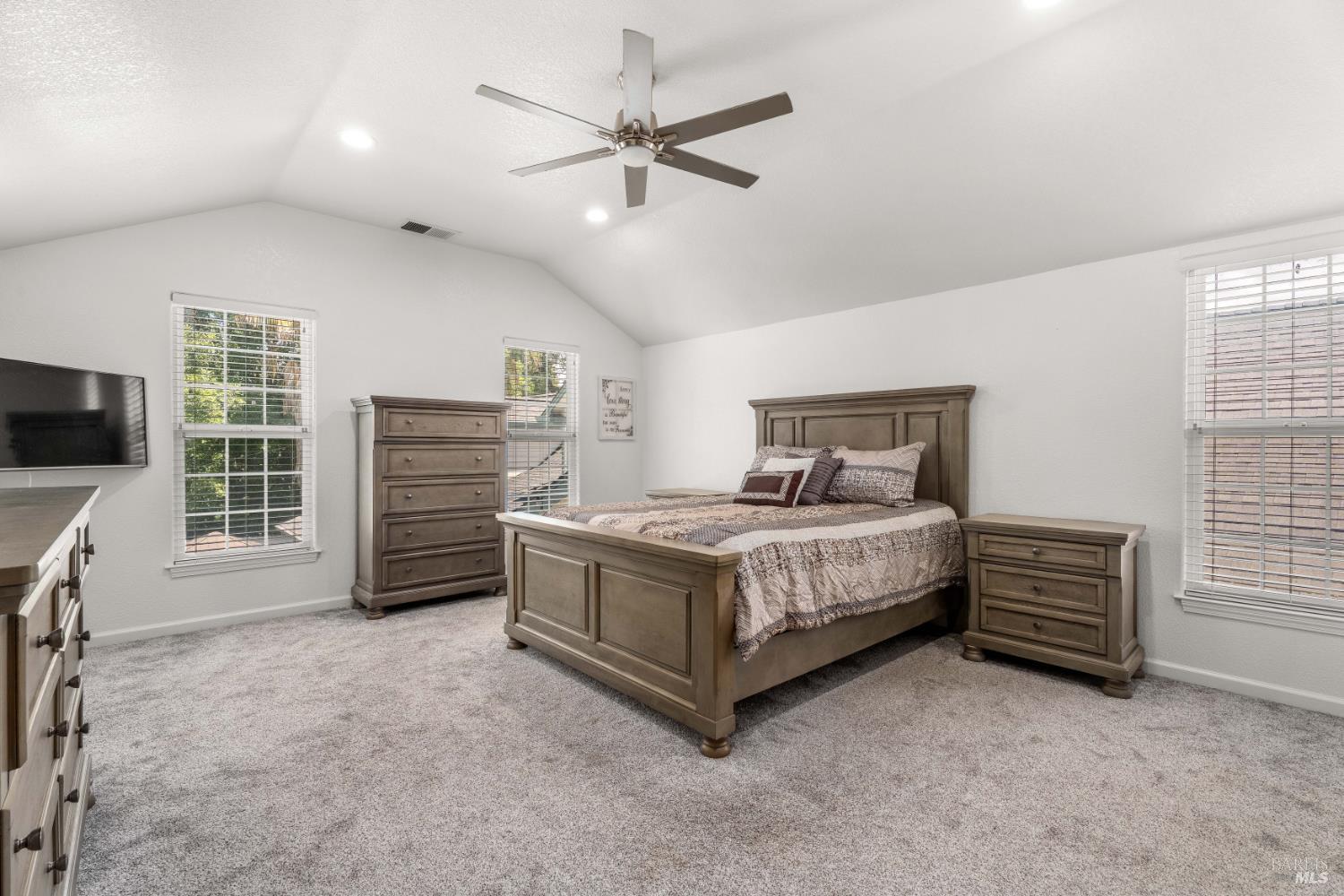 160 Gobalet Lane Ukiah CA 95482