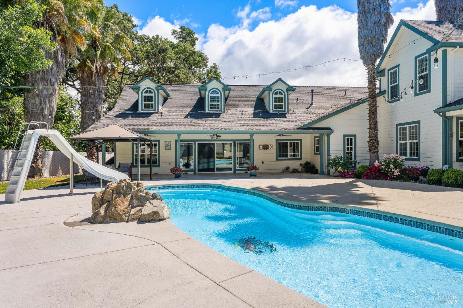 160 Gobalet Lane Ukiah CA 95482