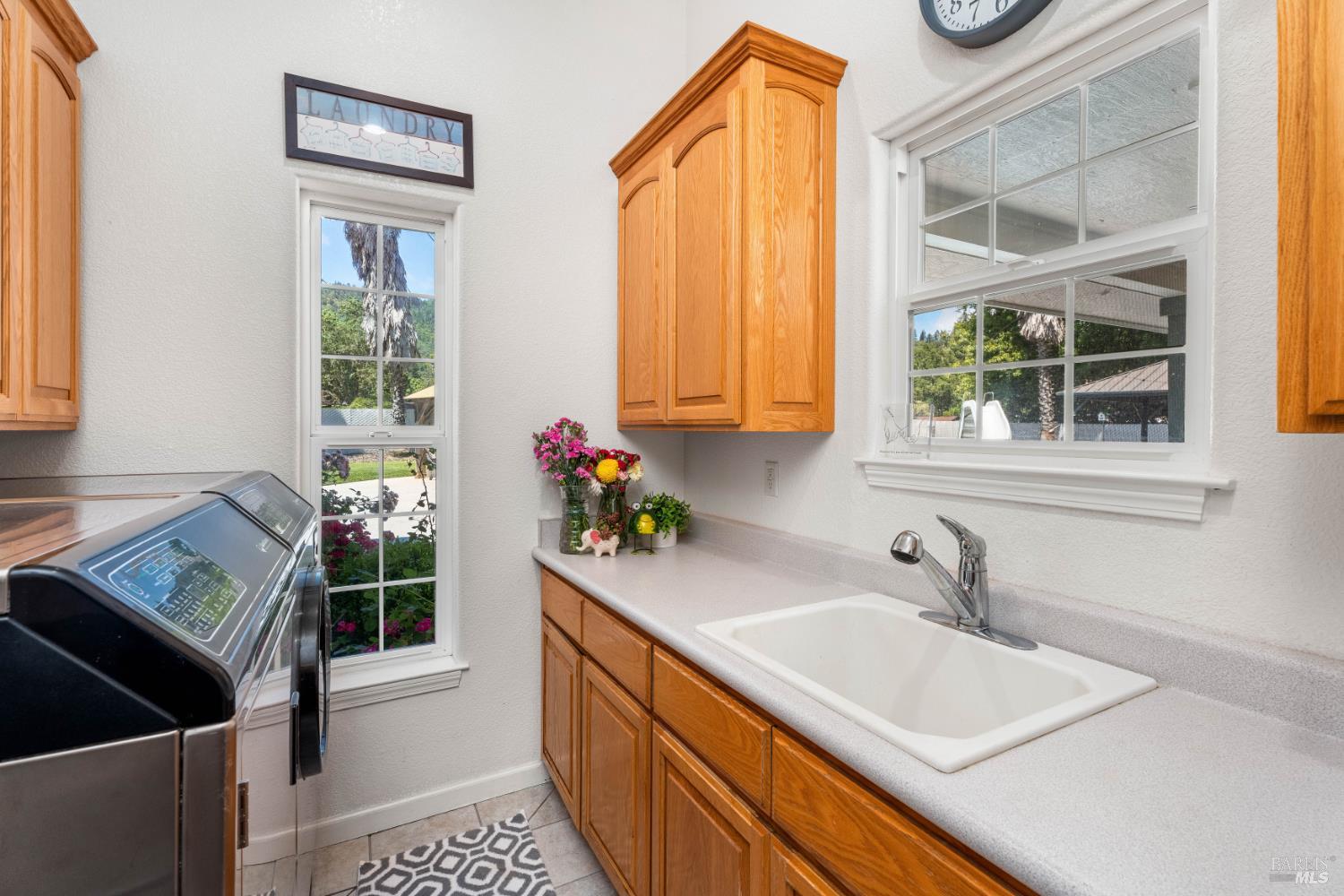 160 Gobalet Lane Ukiah CA 95482