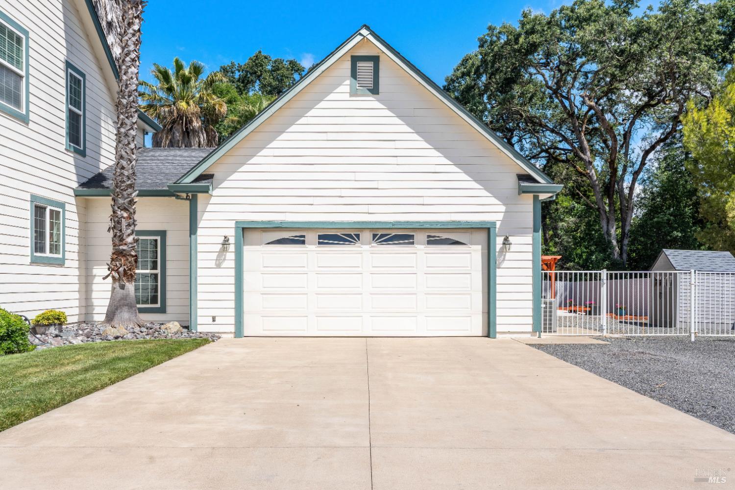 160 Gobalet Lane Ukiah CA 95482