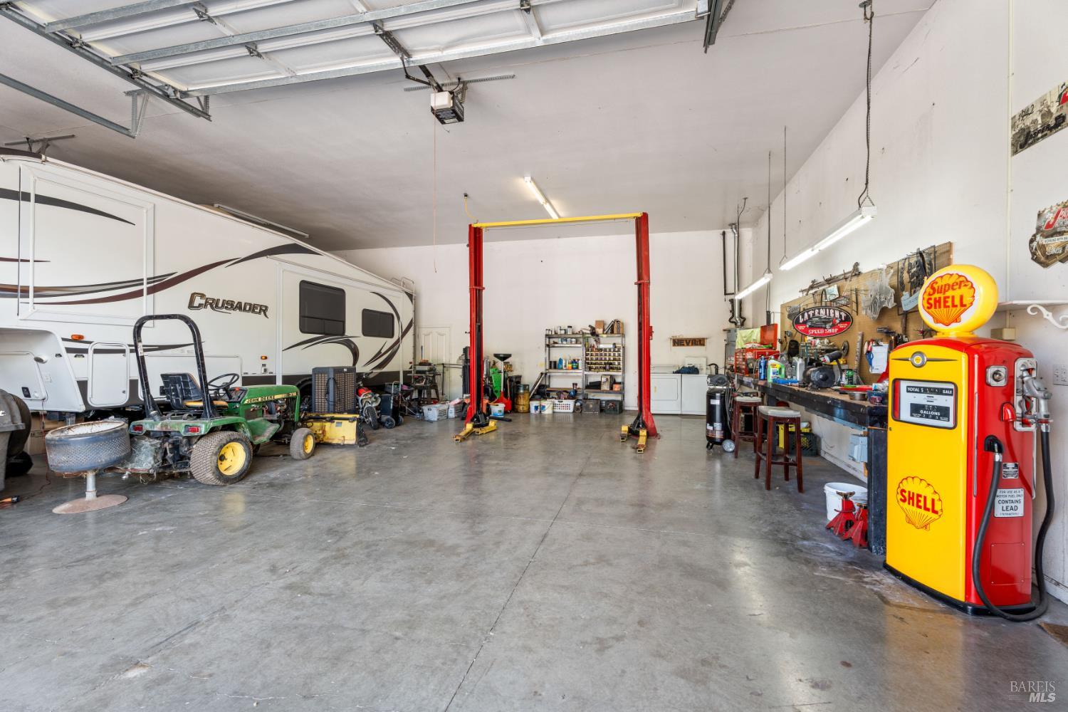 160 Gobalet Lane Ukiah CA 95482