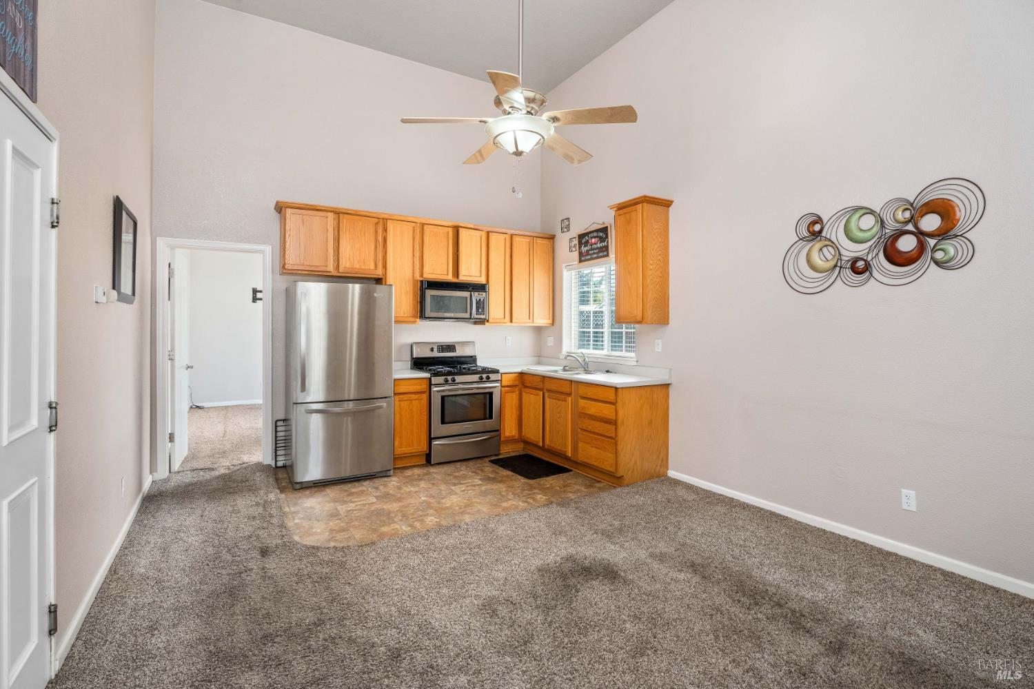 160 Gobalet Lane Ukiah CA 95482