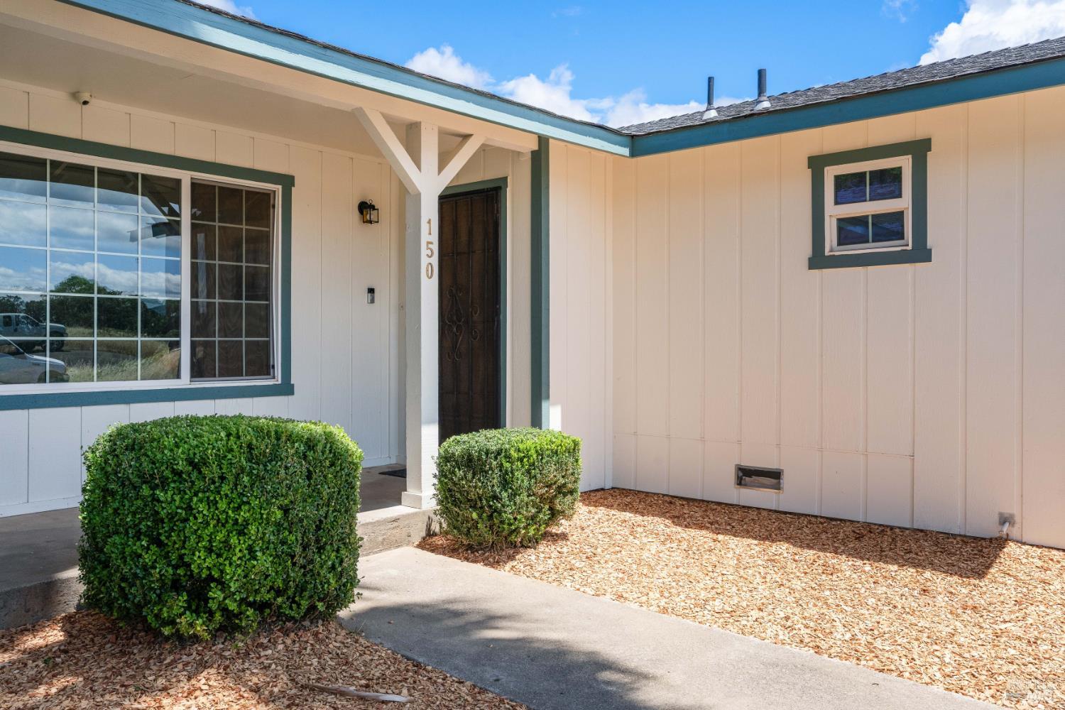 160 Gobalet Lane Ukiah CA 95482