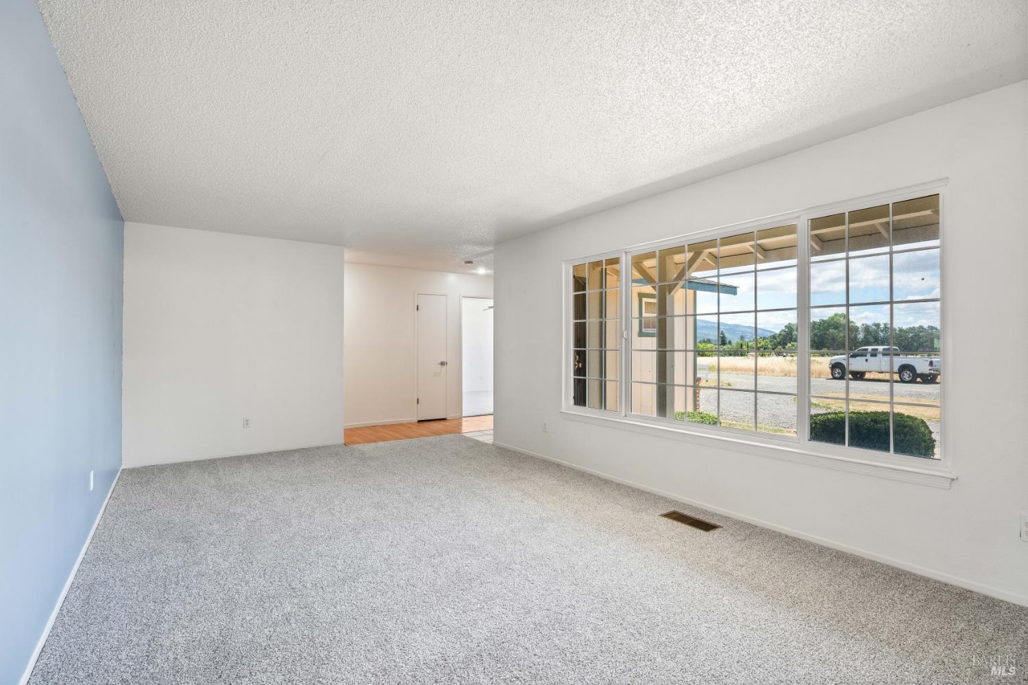 160 Gobalet Lane Ukiah CA 95482