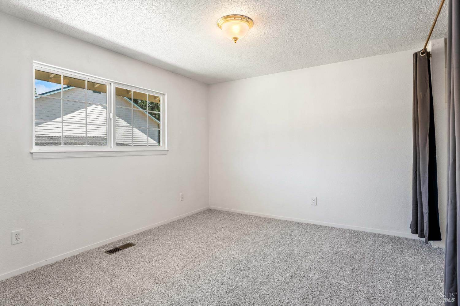 160 Gobalet Lane Ukiah CA 95482