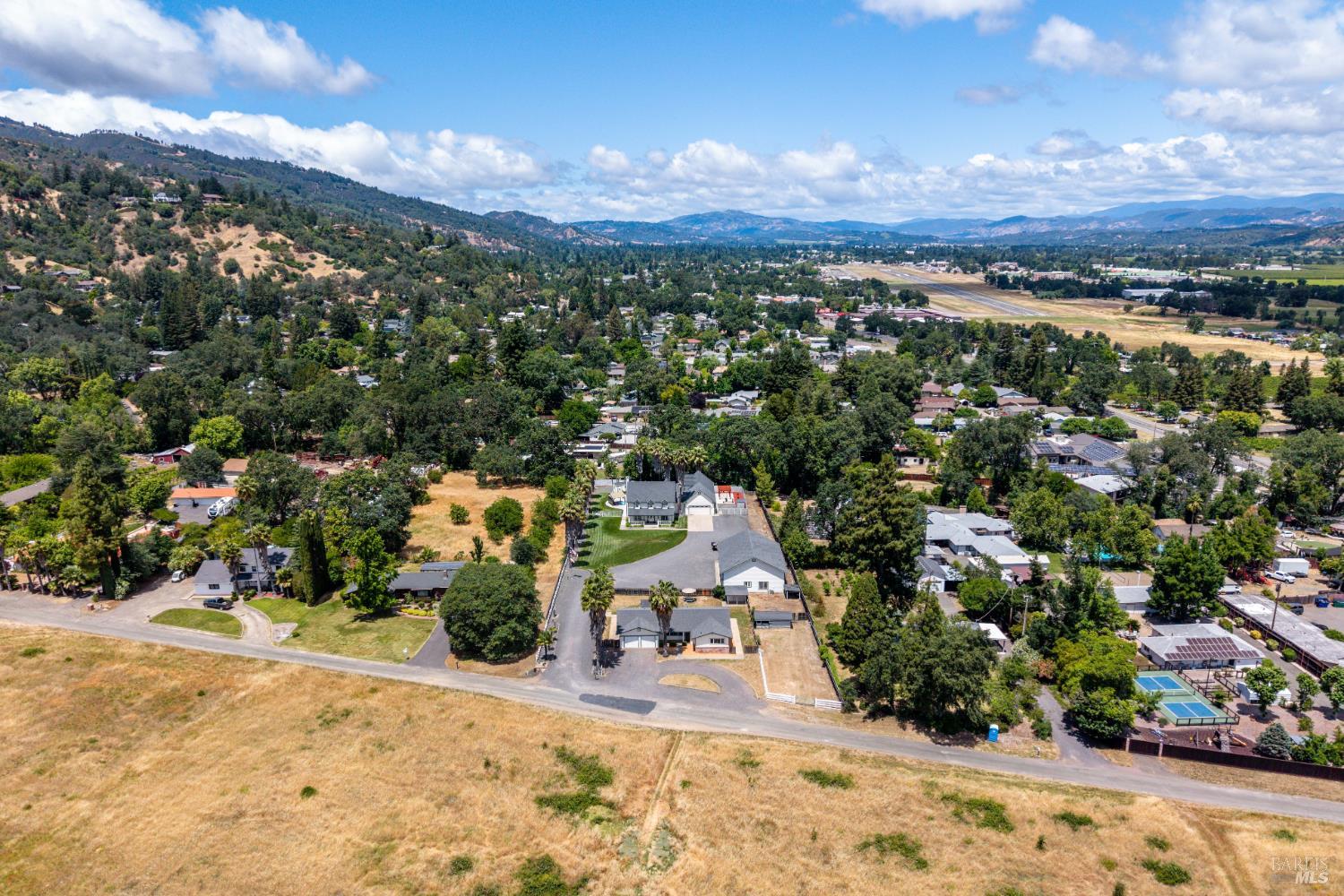 160 Gobalet Lane Ukiah CA 95482