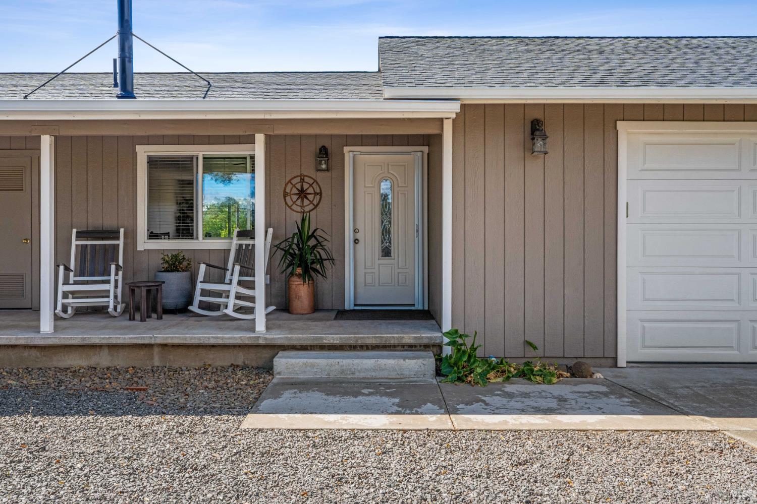 1681 Oak Grove Drive Redwood Valley CA 95470