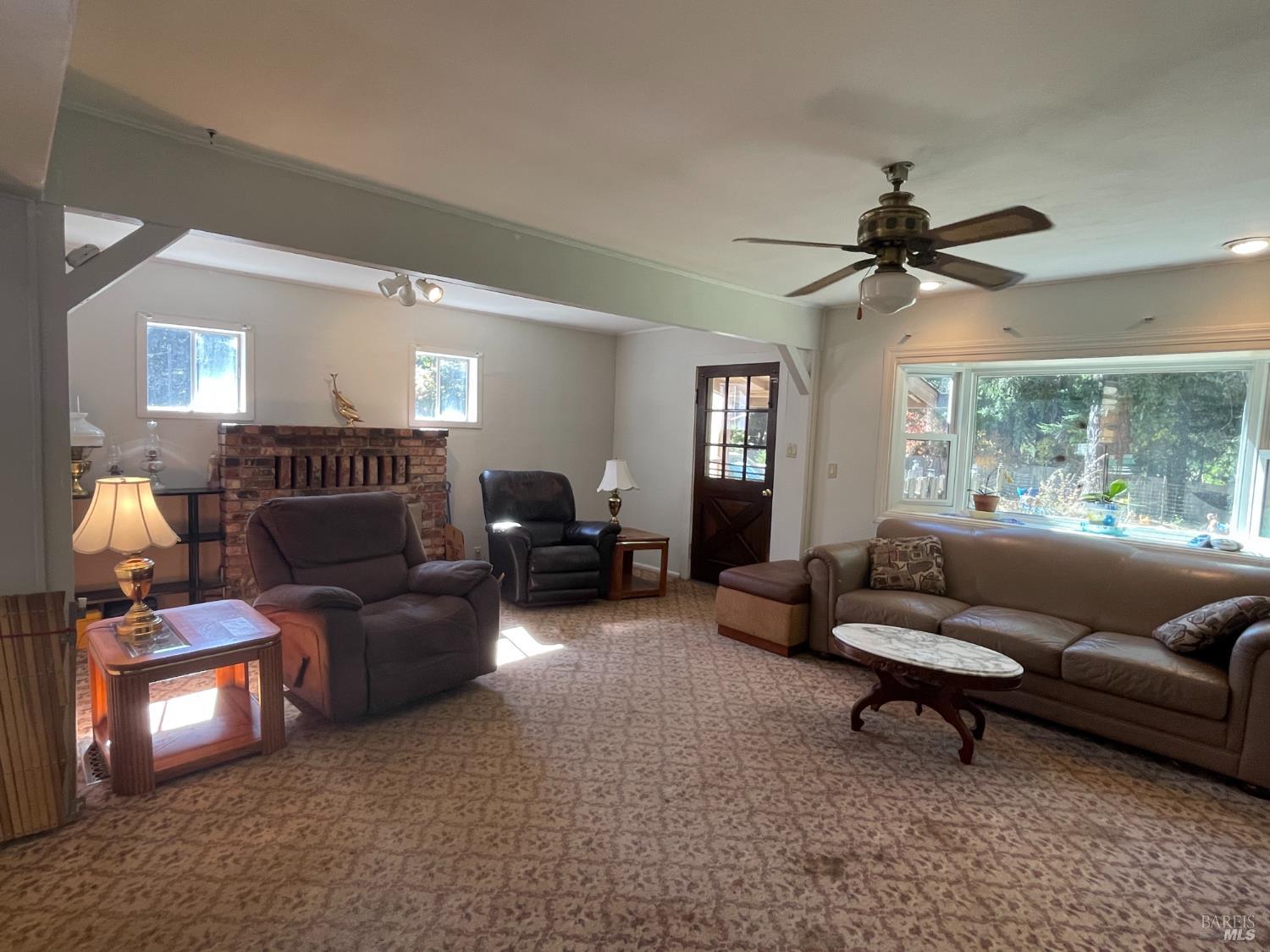 18801 Lahmon Lane Fort Bragg CA 95437