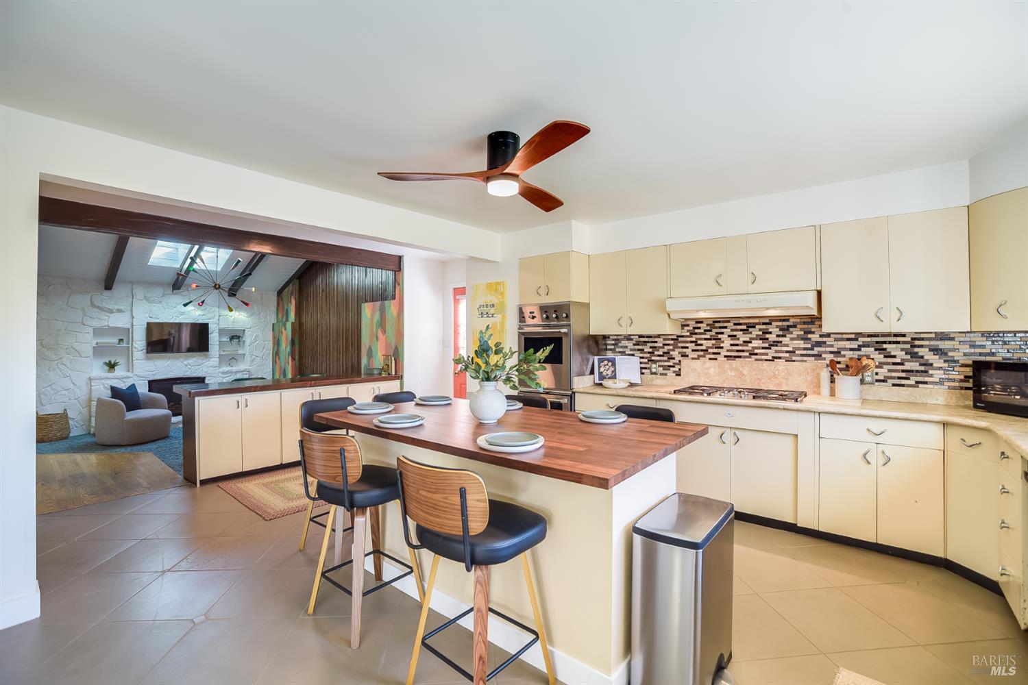 109 Vendola Drive San Rafael CA 94903