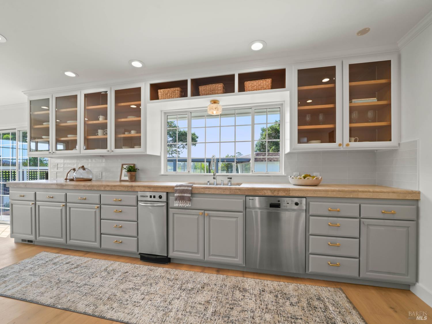 148 Dominican Drive San Rafael CA 94901