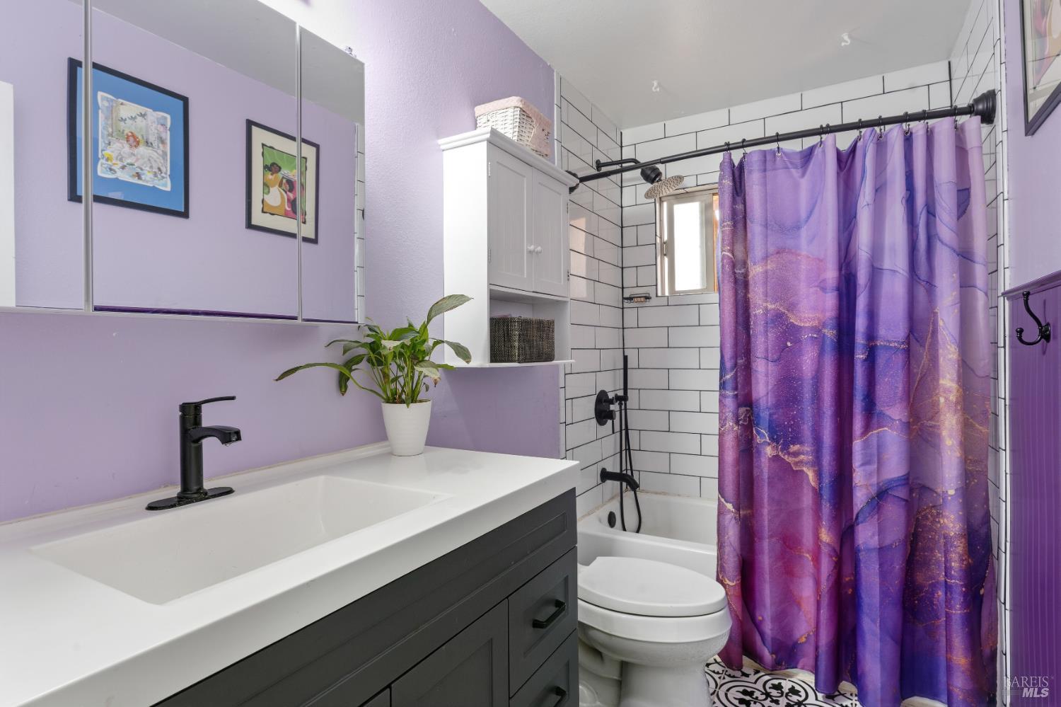 556 Virginia Circle Redwood Valley CA 95470