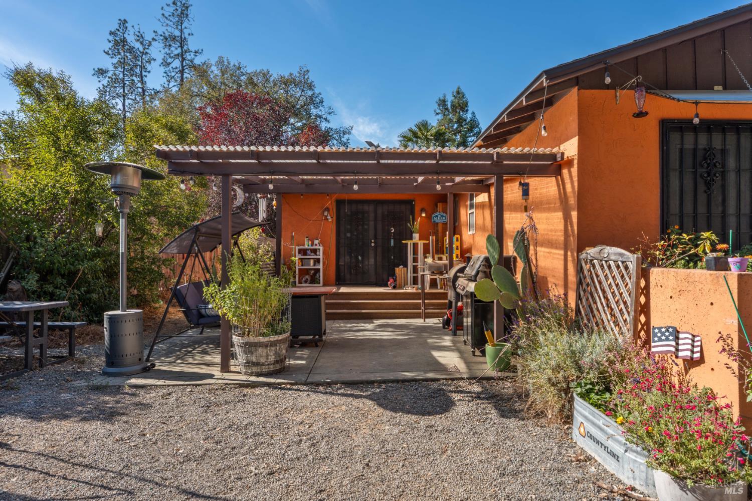 556 Virginia Circle Redwood Valley CA 95470