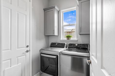 1480 Longship Lane Santa Rosa CA 95401