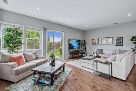 1480 Longship Lane Santa Rosa CA 95401