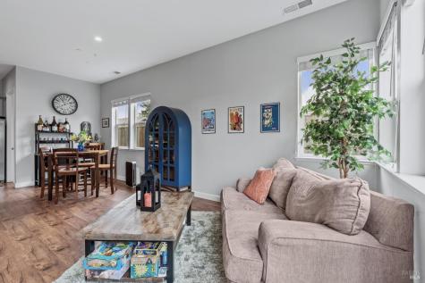 1480 Longship Lane Santa Rosa CA 95401
