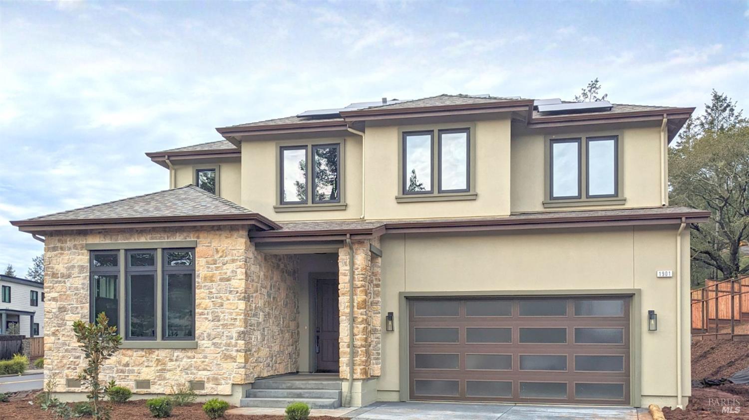 1901 Carlile Place Santa Rosa CA 95403