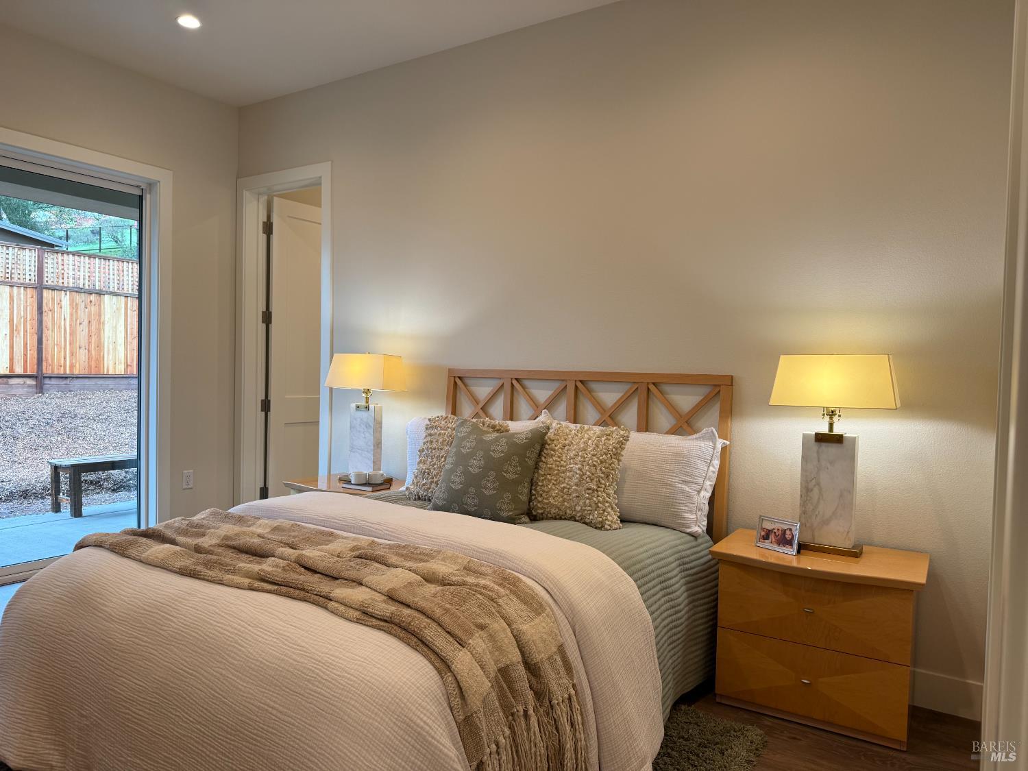 1901 Carlile Place Santa Rosa CA 95403