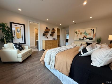1901 Carlile Place Santa Rosa CA 95403
