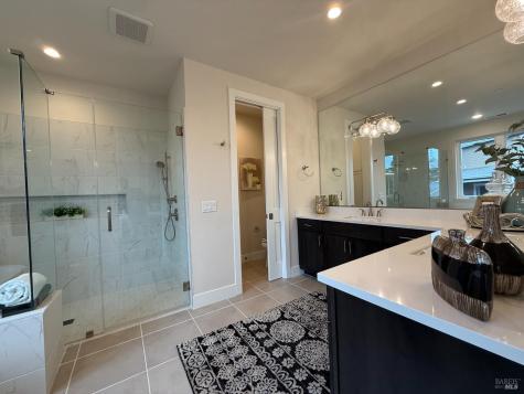 1901 Carlile Place Santa Rosa CA 95403