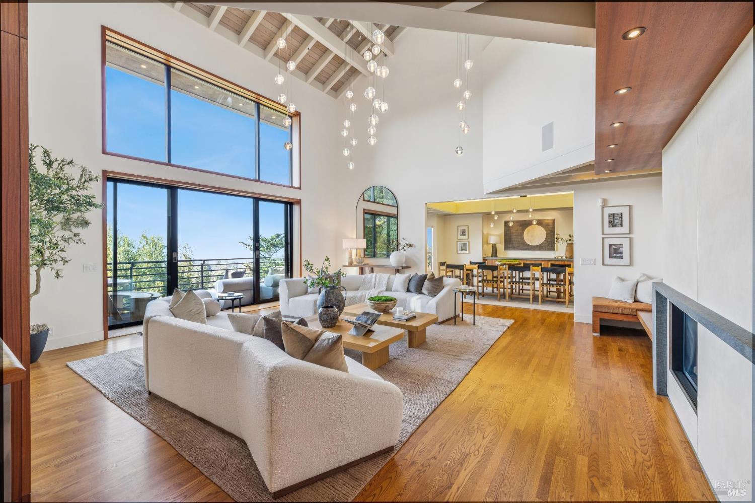 102 Crest Road Piedmont CA 94611