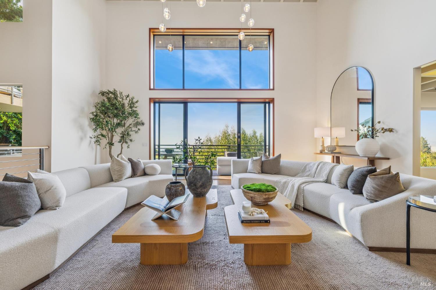 102 Crest Road Piedmont CA 94611