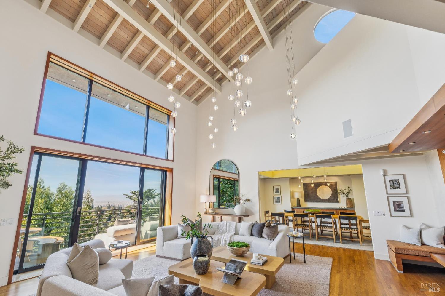 102 Crest Road Piedmont CA 94611