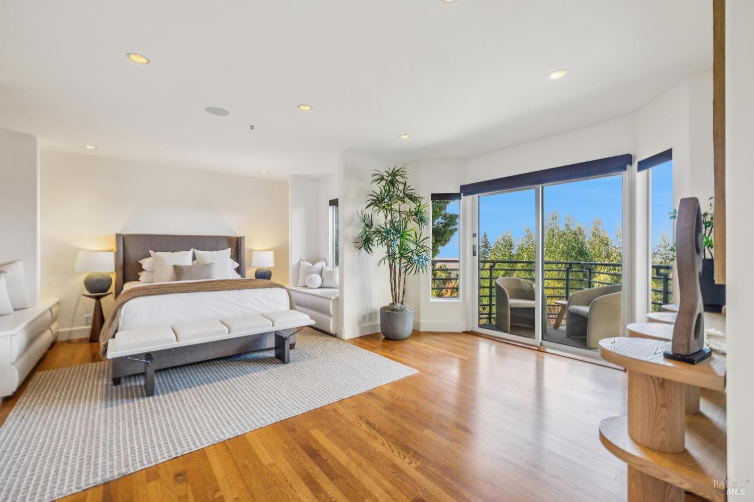 102 Crest Road Piedmont CA 94611