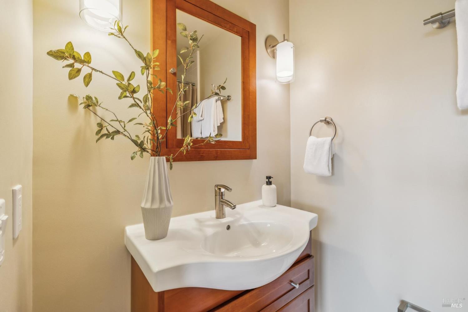 102 Crest Road Piedmont CA 94611
