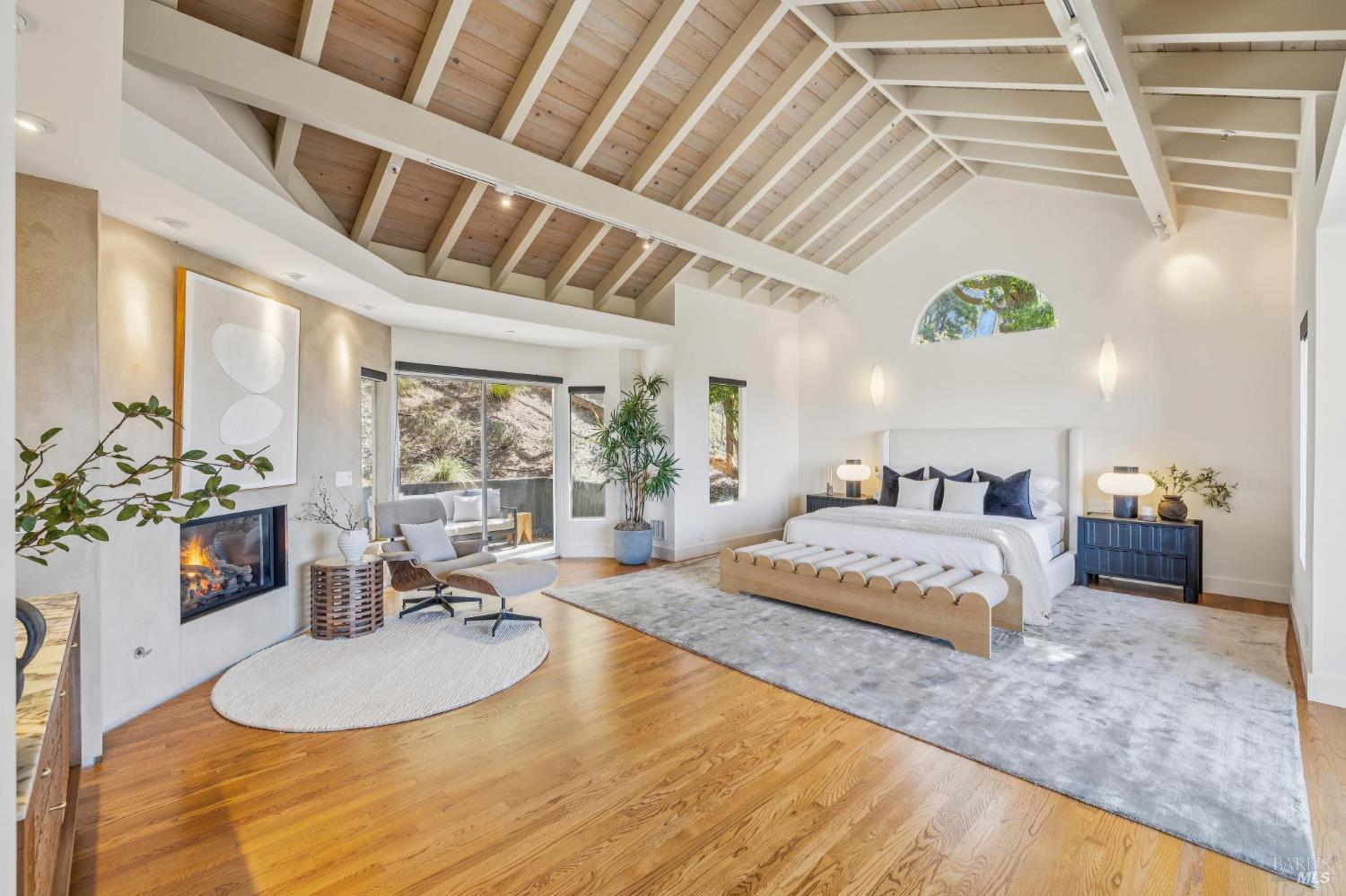 102 Crest Road Piedmont CA 94611