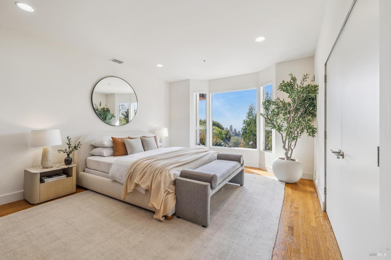 102 Crest Road Piedmont CA 94611