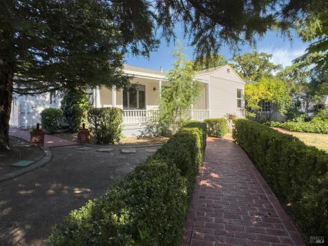 13700 Carmel Avenue Glen Ellen CA 95442